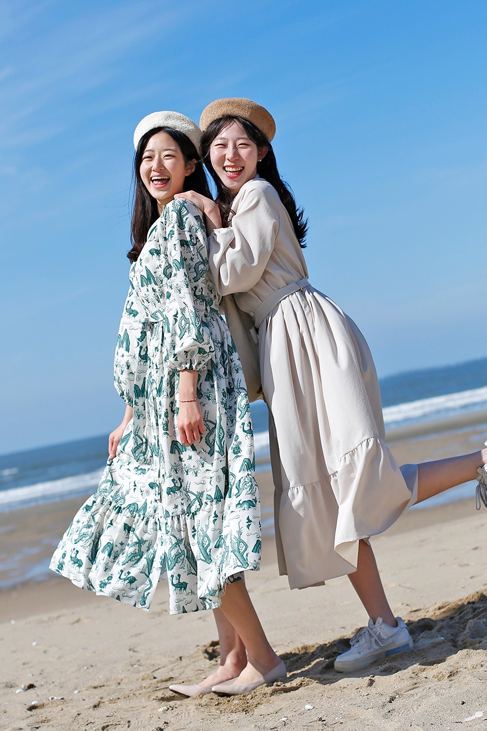 Blossom Long Sleeve Hanbok Dress [2color]